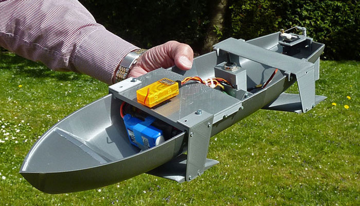 DIYRc+Boat+Hull Two Hulls on a 3D Printed RC Boat - 3D Printing 