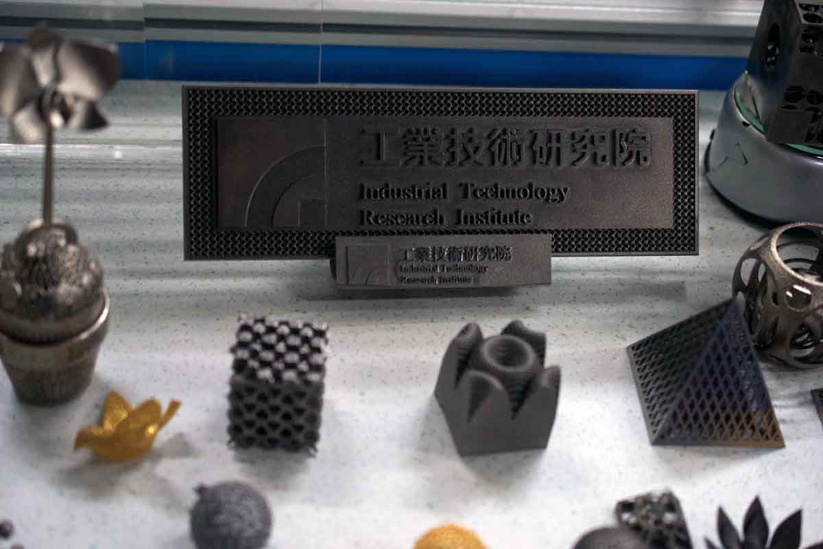 ITRI optical engine metal 3D printer printed parts on display