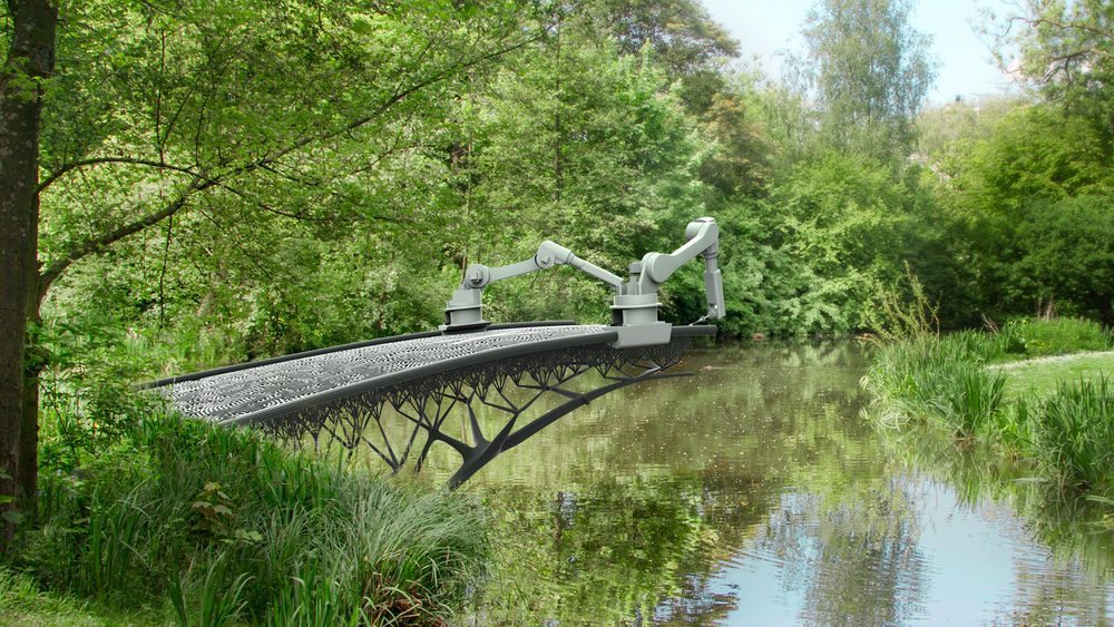 A 3D printed bridge over a canal, a bigger challenge than it sounds