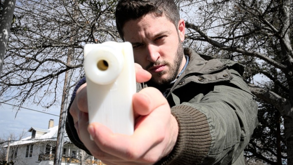 cody wilson with 3D printed liberator pistol