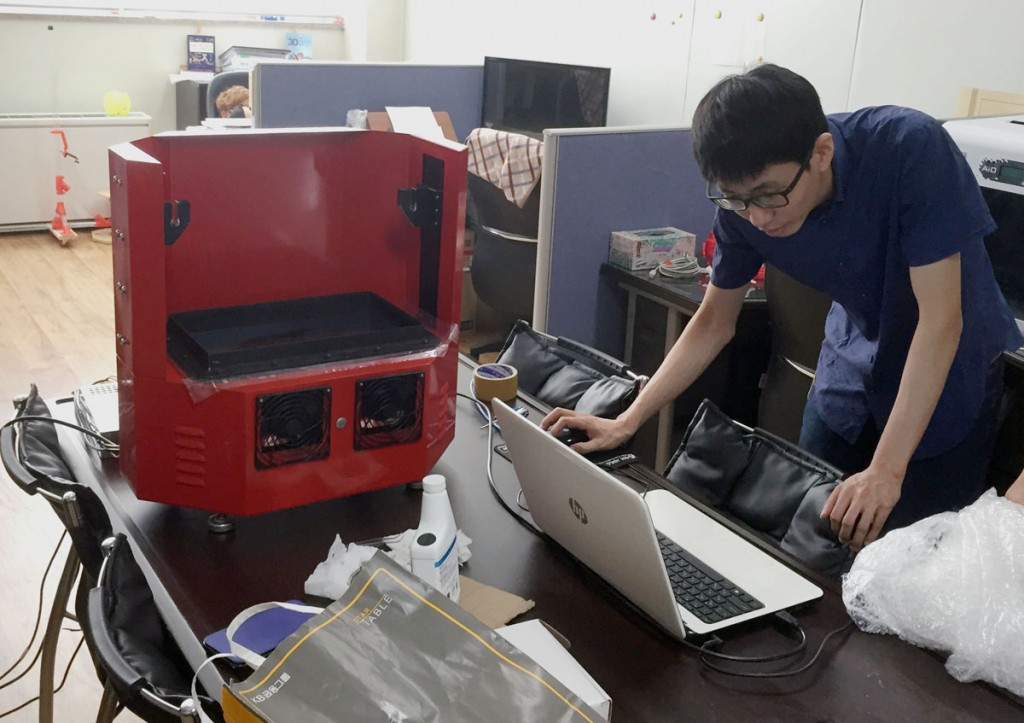 BuSeoung with morpheus 3D printer