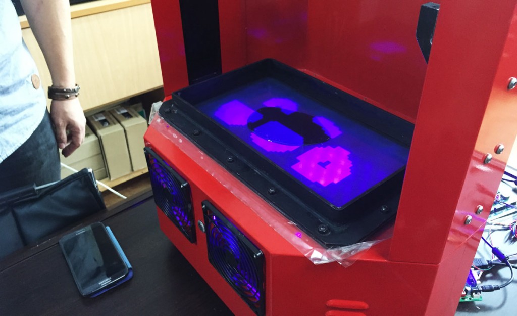 morpheus 3D printer glowing purple led light
