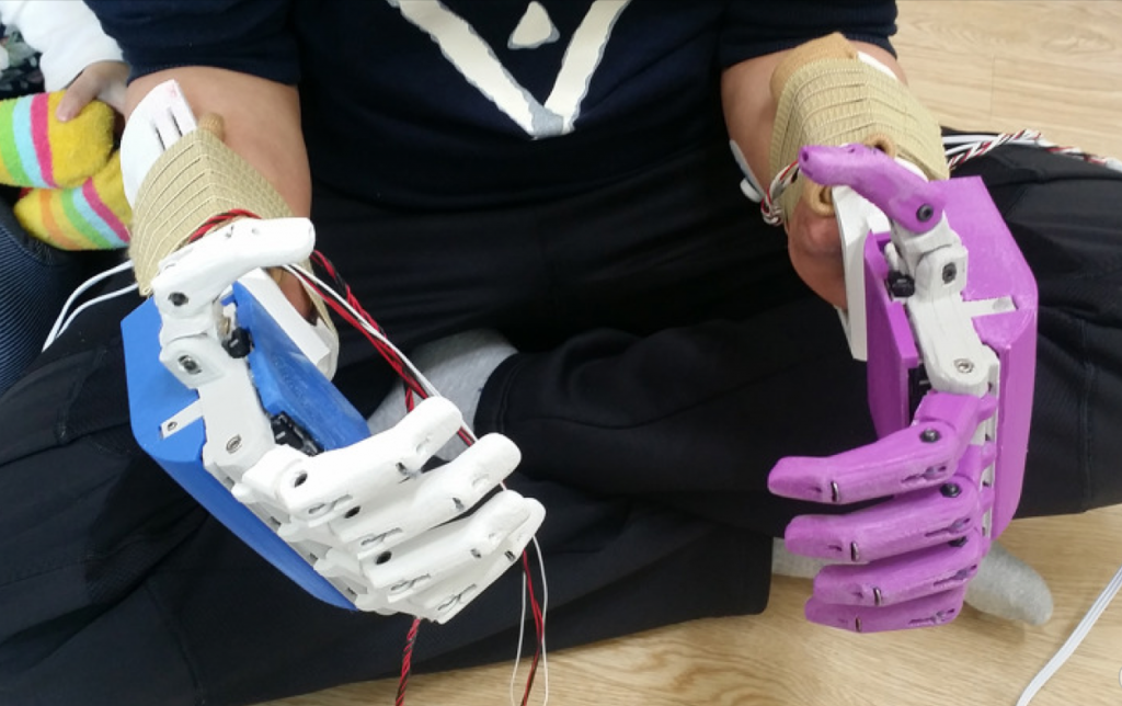 Yi Sangho 3D-printed-robotic-arm