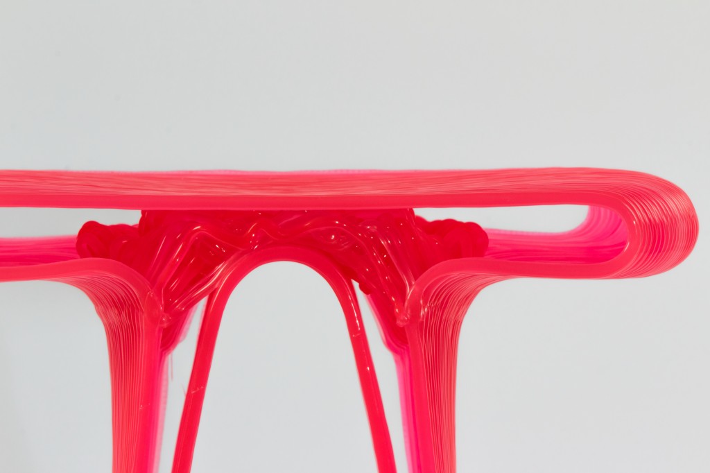 stool_pink_detail_web72_L