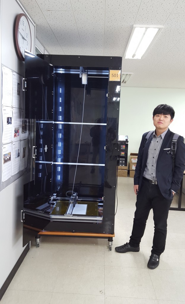 One of their big printers at 3D LeeJo Korean 3D Printing company