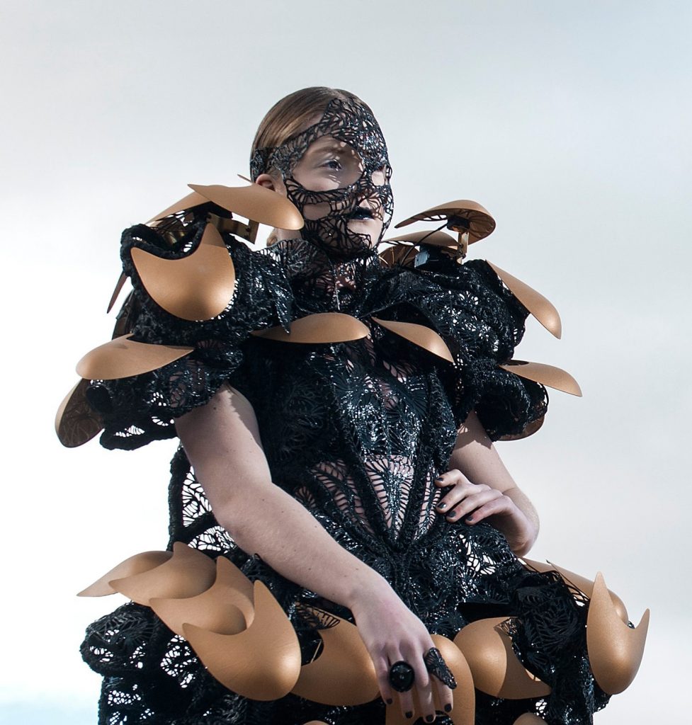 Braindrain, an inspired haute couture creation with the help of 3D printing.