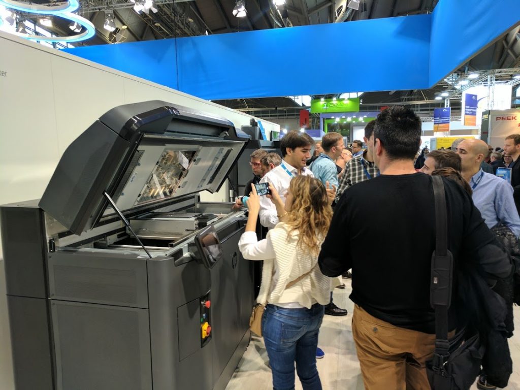 HP's 3D printer drew a crowd at formnext 2016. Photo by Michael Petch.