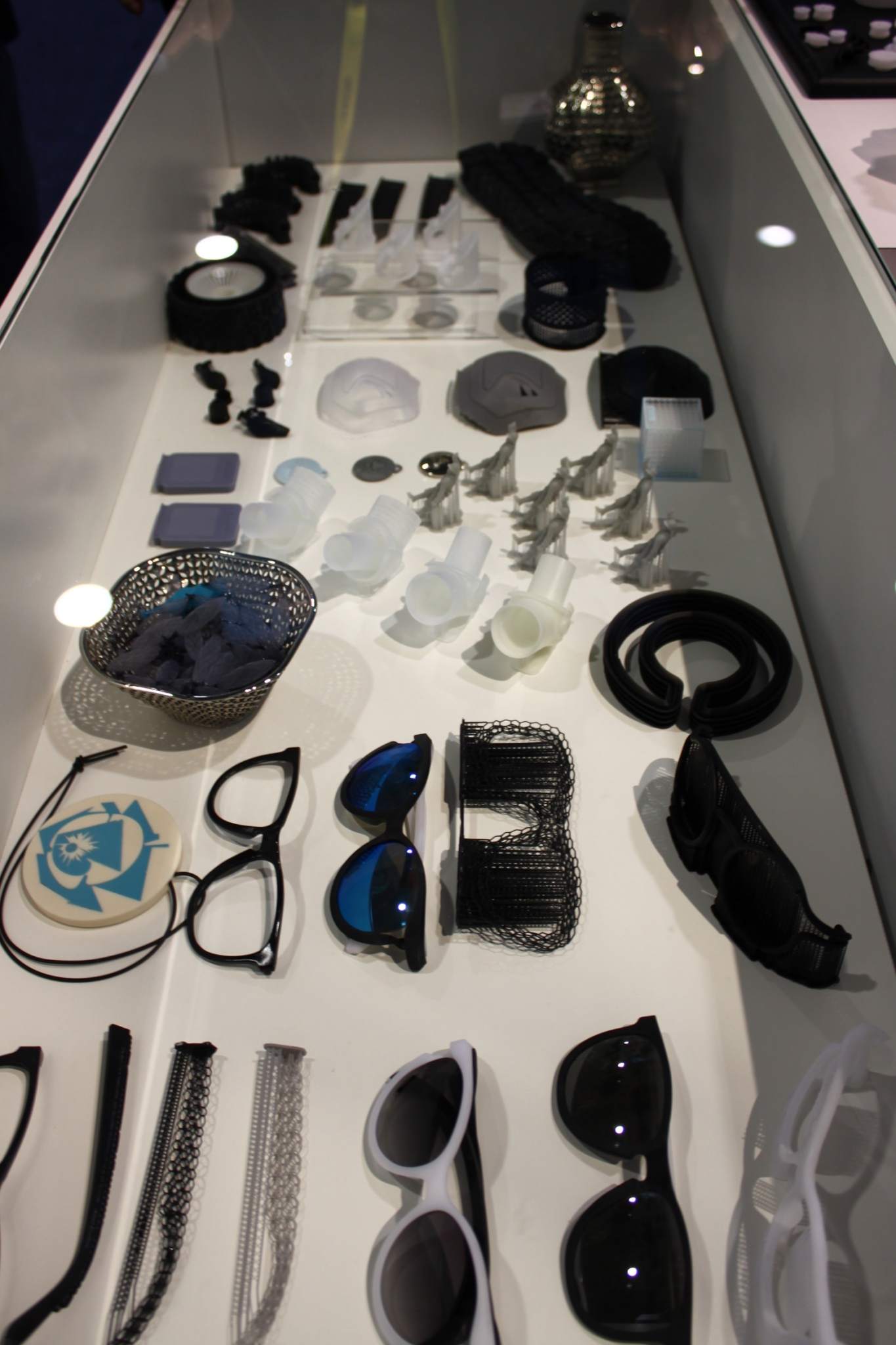 One of DWS's display cases featuring an array of 3D printed designs. Photo via DWS.