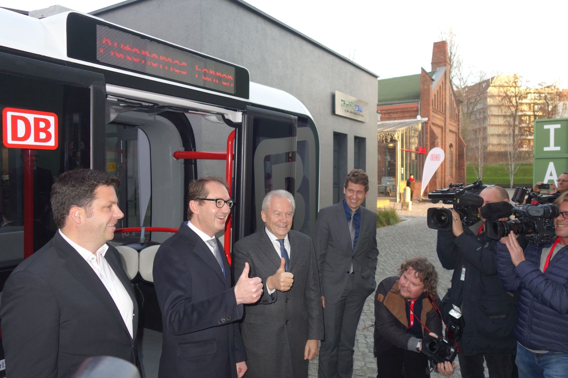 Deutsche Bahn Chairman Dr. Rüdiger Grube and Transport Minister Alexander Dobrindt. Photo via Euref Campus.