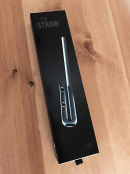 The STRAW packaging. Photo via Mark Wilson for FastCodeDesign. 