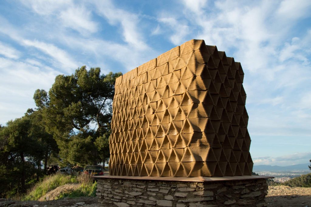 A modular Terra Performa structure made from 3D printed "bricks". Photo by the Institute for Advanced Architecture of Catalonia.