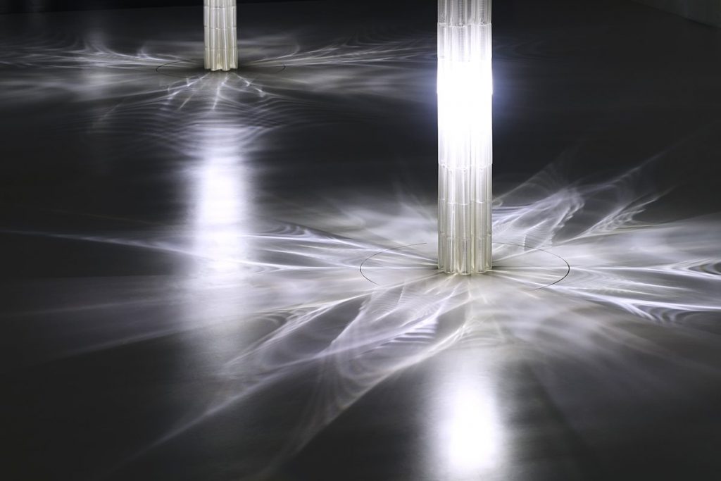 Neri Oxman's 3D printed glass columns. Photo via Lexus_EU on Twitter.