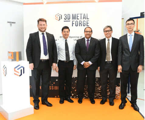 (L-R) Matthew Waterhouse, Dr John Yong, Director of Industry Development Office of SIMTech, Minister S Iswaran, Minister of Trade and Industry, Dr Ho Chaw Sing, Managing Director of NAMIC and Dr Lim Keng Hui, Director of Digital Manufacturing and Design Centre (DManD), SUTD (Singapore University of Technology and Design)]. Photo via CEAsia. 