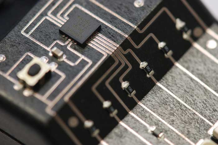 A circuit board created using 3D printing technology. Image via Neotech.
