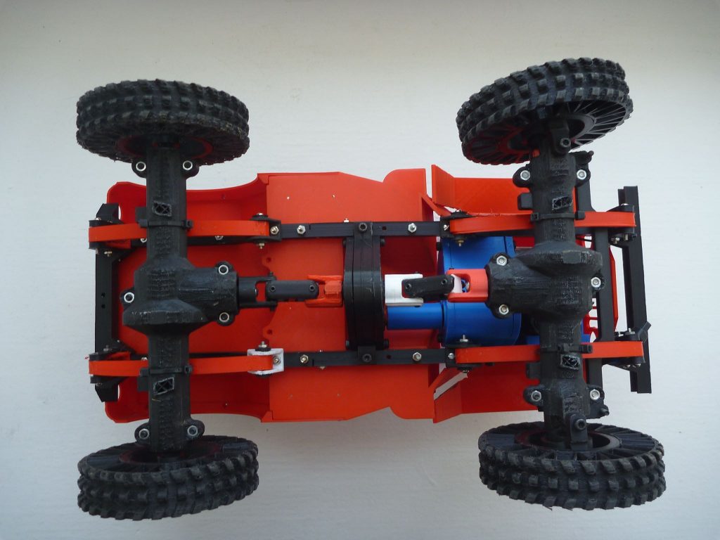 A fully 3D-printed drive train, using axles by "Mr Crankyface". Photo by John Bialick.