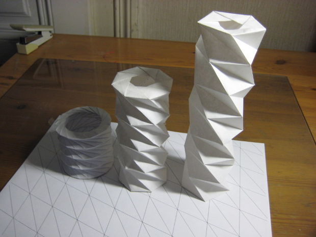 Twisted tower origami paper designs. Photo via sphere360 on Instructables