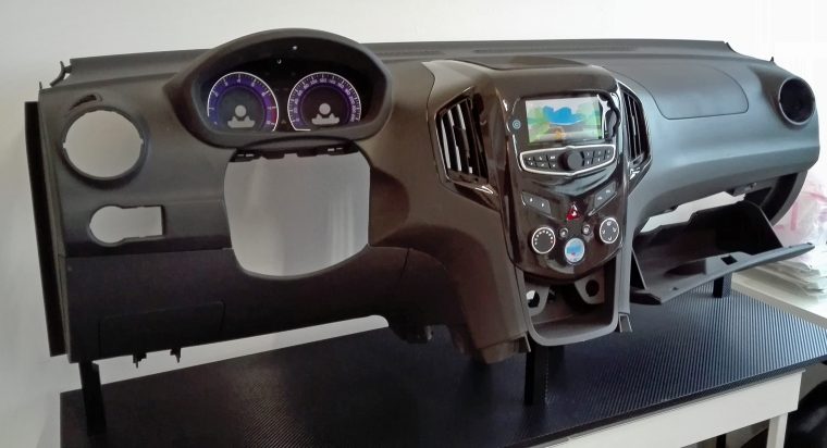 A full colour multi-material dashboard, 3D printed with Stratasys Object350 Connex PolyJet 3D printer. Photo via Stratasys