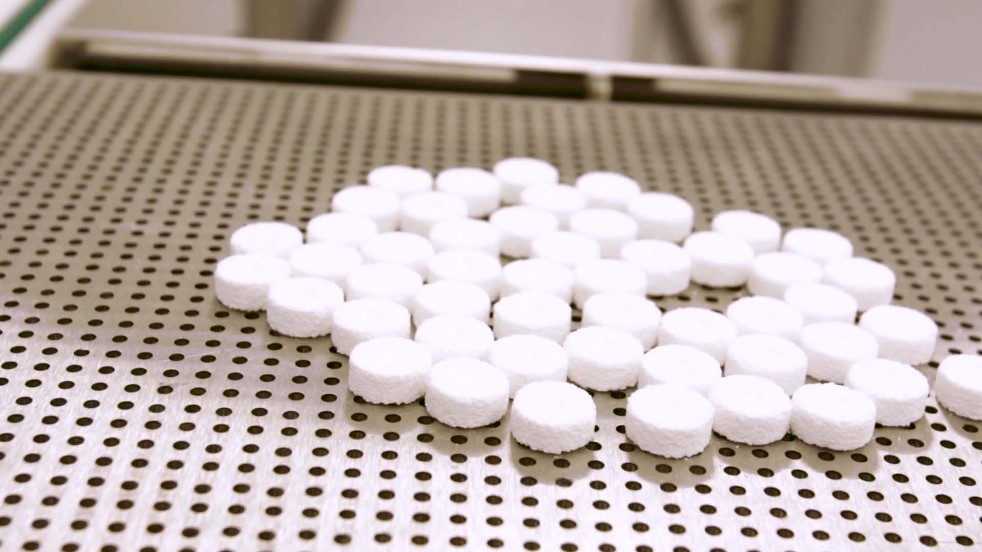 Aprecia 3D printed pills.  Photo via Aprecia Pharmaceuticals
