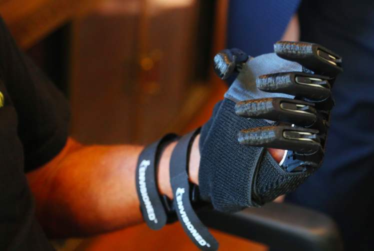 Piedra's prosthetic left hand. Photo via Tampa Bay Times.