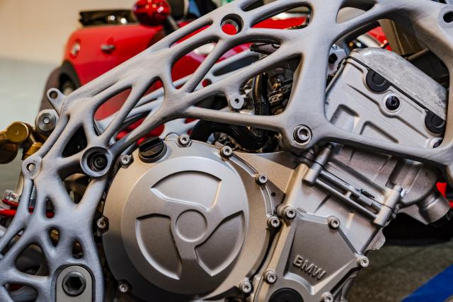 Detail of the BMW S1000RR 3D printed chassis. Photo via Visor Down