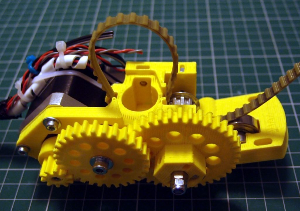 A mechanical paste extruder for 3D printing with chocolate or ceramics. Photo via RichRap.