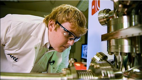 Dr. Hornbuckle analysing materials using the Cameca 3D Atom Probe. Photo via U.S. Army/David McNally.