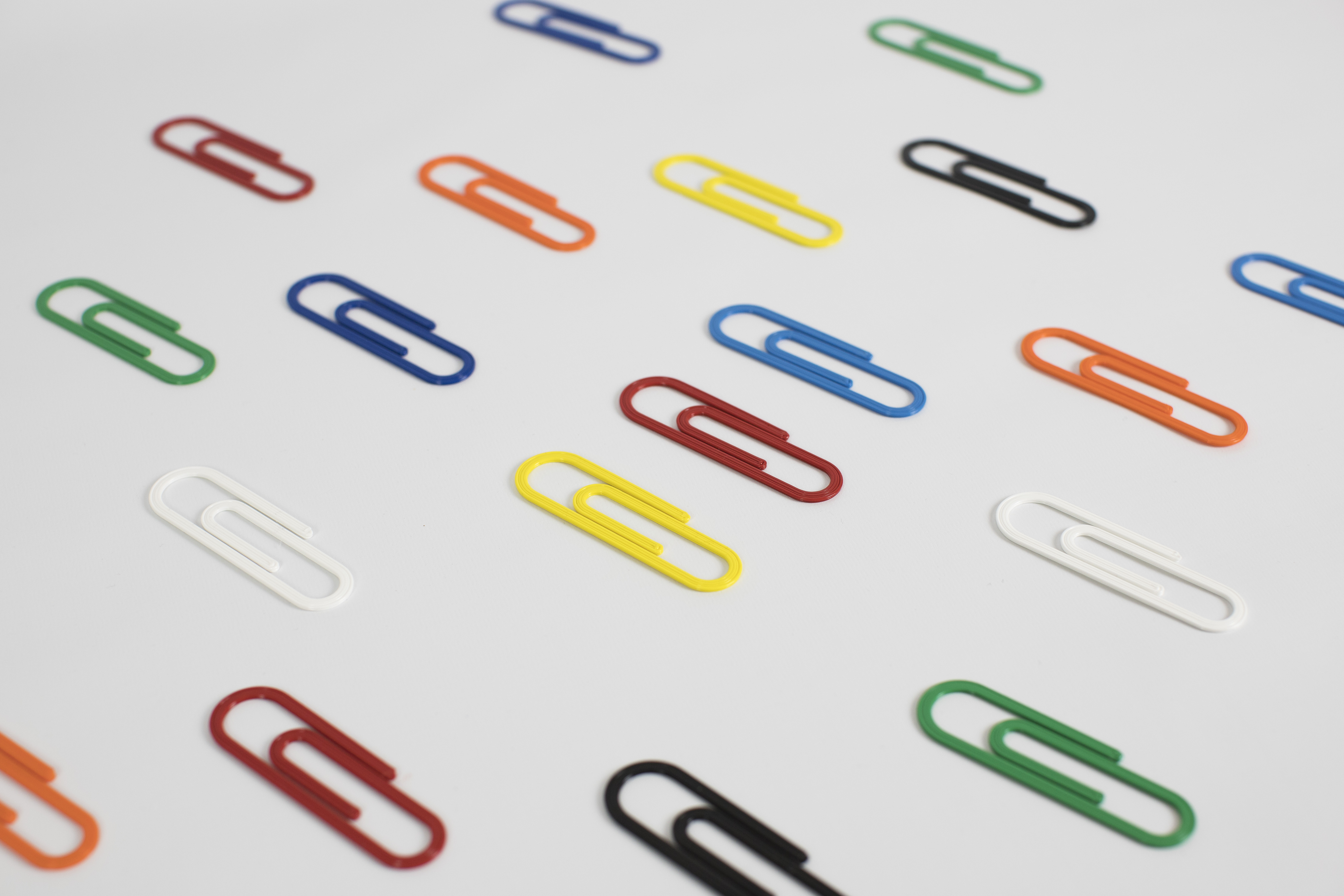 3D printed biodegradable paper clips for Paperchase. Photo via Batch.Works.