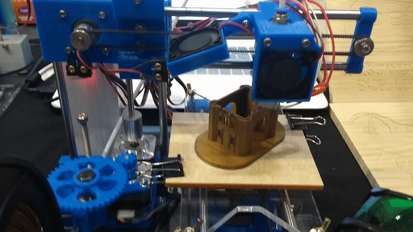 The Cremaker Joybot 3D printer by JoyPlace at BETT 2019.