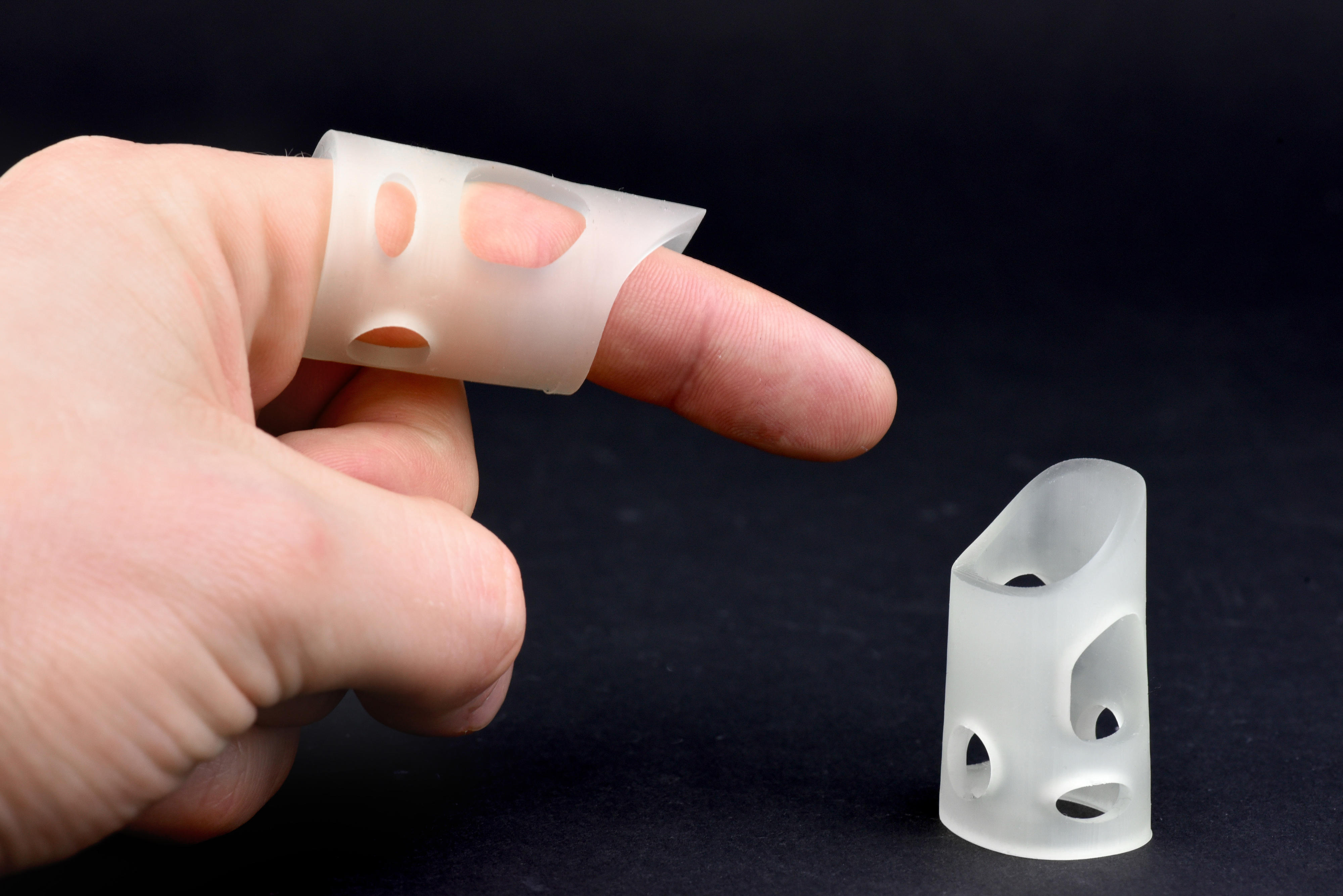 Finger splint 3D printed on Origin’s platform using Henkel silicone. It was printed according to ISO-10993 biocompatibility standards. Photo via Henkel.