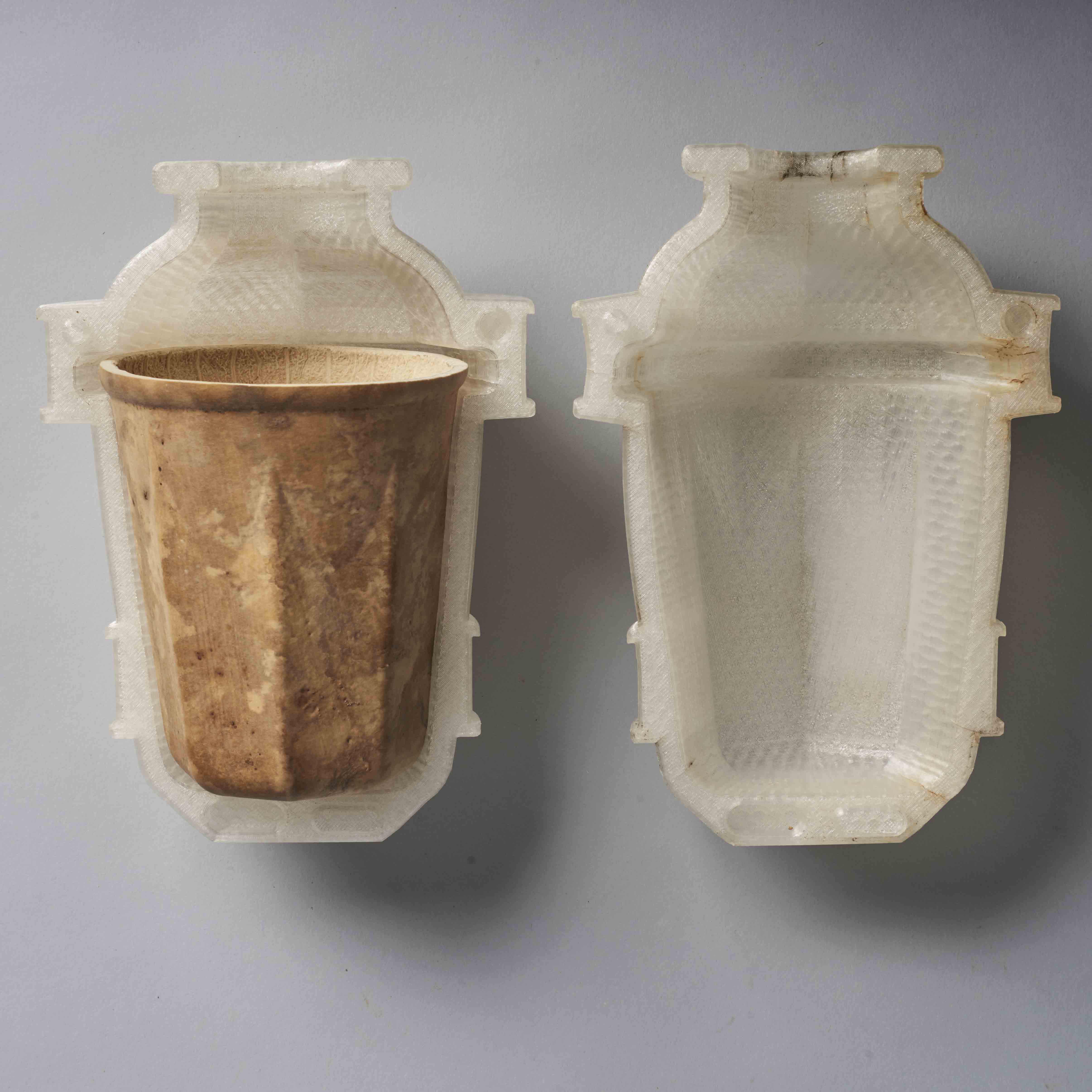 The biodegradable HyO-Cup in the 3D printed molds. Photo via CRÈME.