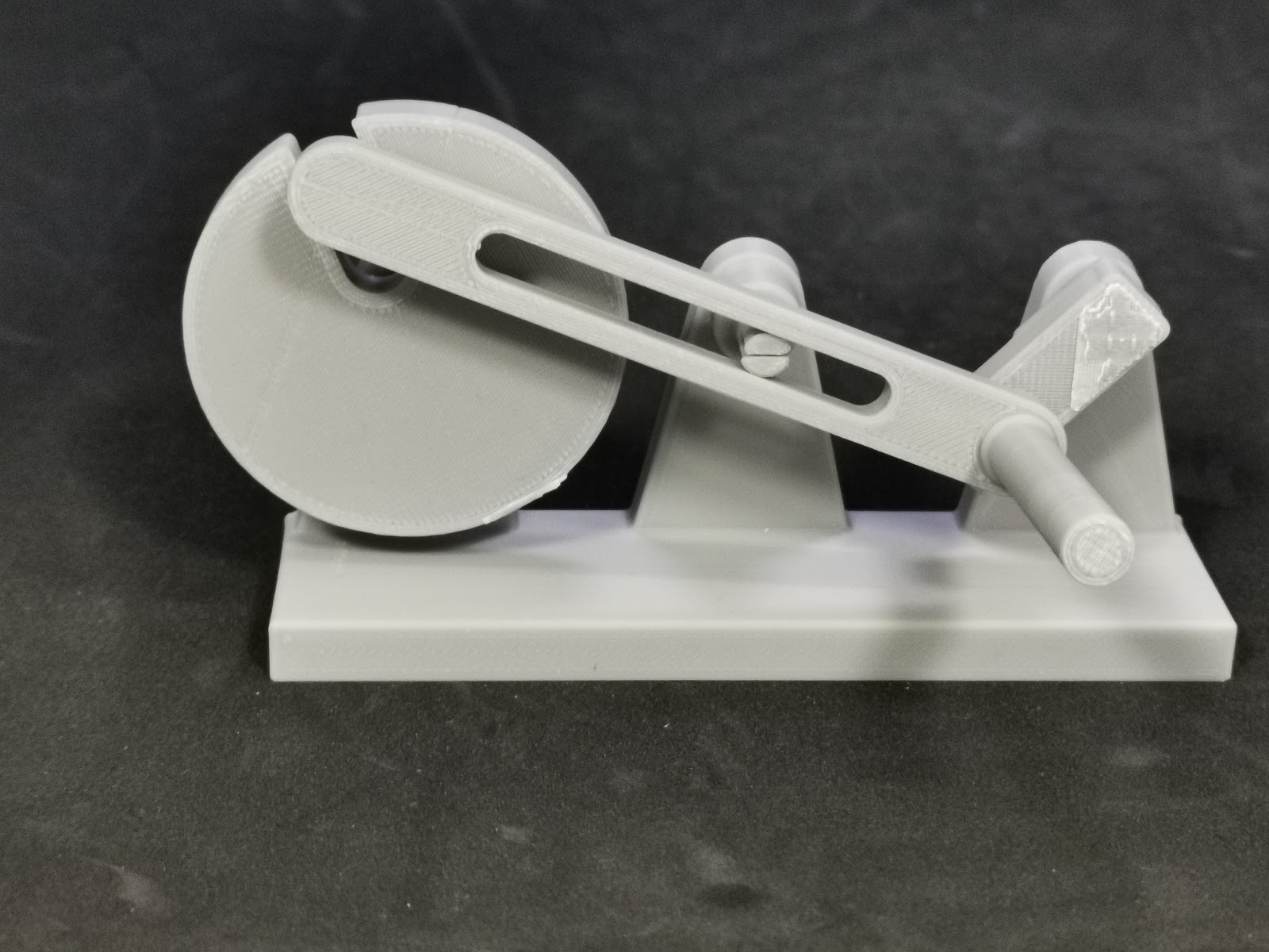 The 3D printed crank flywheel.