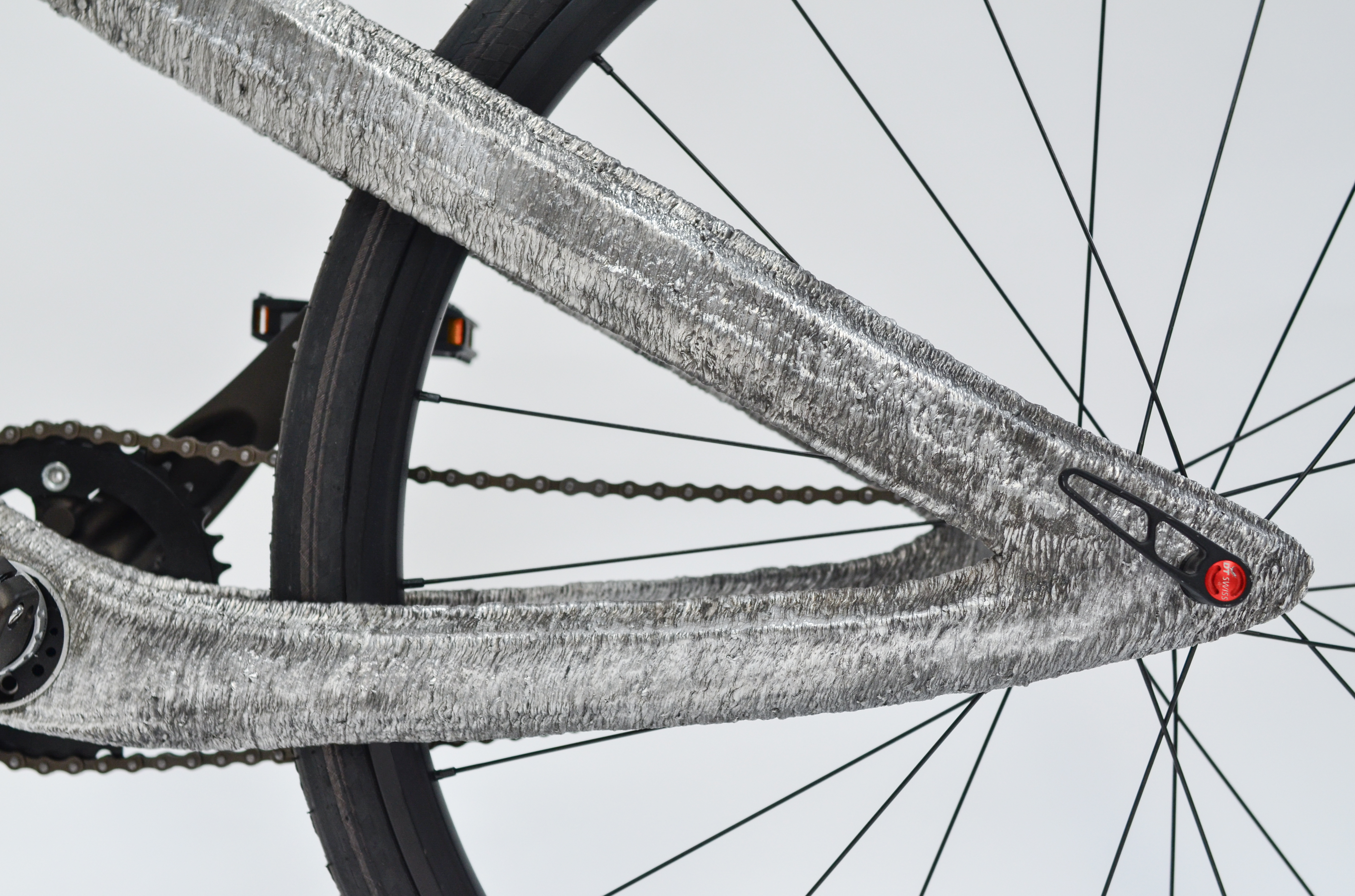 Close-up of the Arc Bike II. Photo via MX3D.