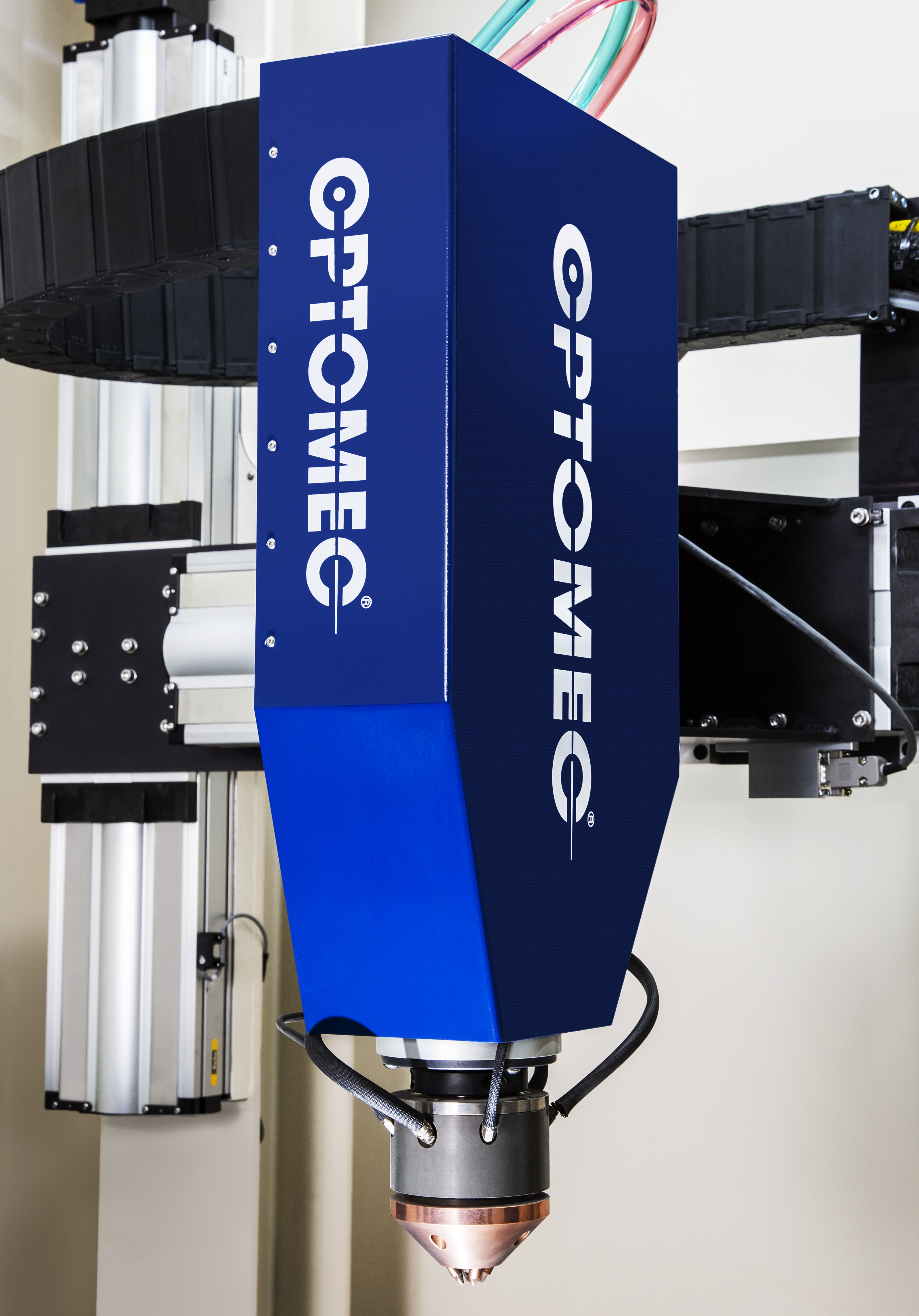 Optomec’s new LDH 3.X laser deposition head allows maximum flexibility for optimal DED building over a full range of laser powers. Photo via Optomec Inc.