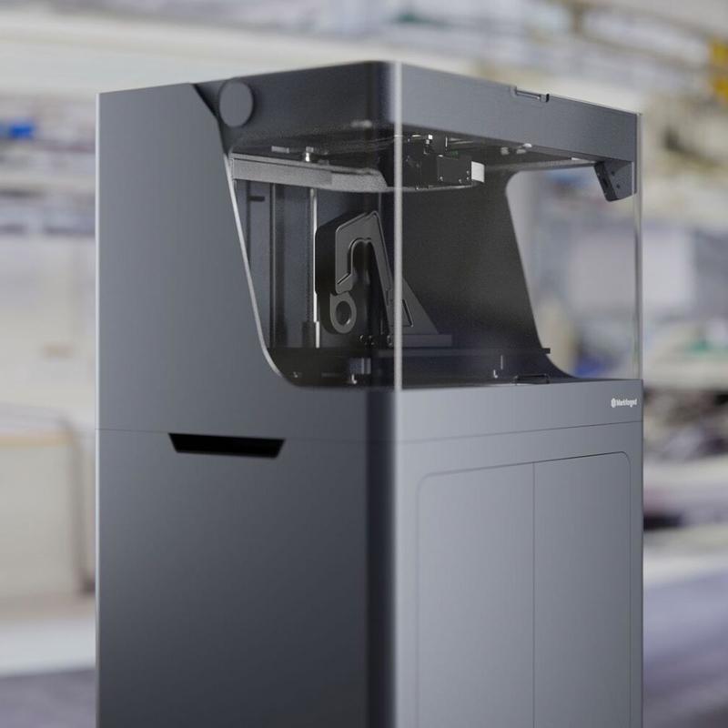 L'imprimante 3D industrielle Markforged X7.  Photo via Markforged.