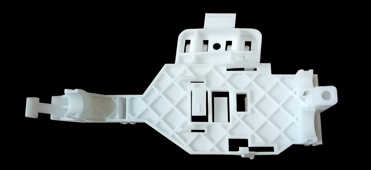 An FAW-Volkswagen bumper guide bracket produced using Farsoon 3D printers. Photo via FAW-Volkswagen.