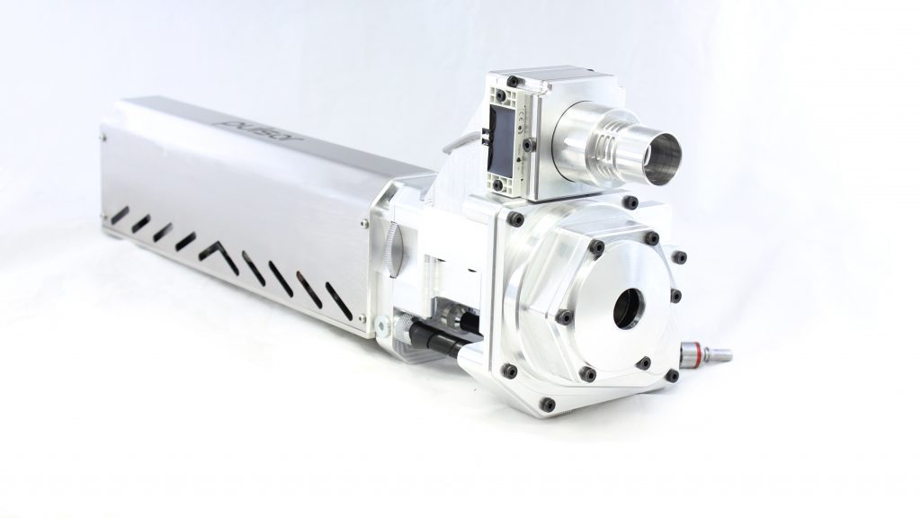 A hopper or auto feeding system can be fixed on the extruder inlet. Photo via Dyze Design.