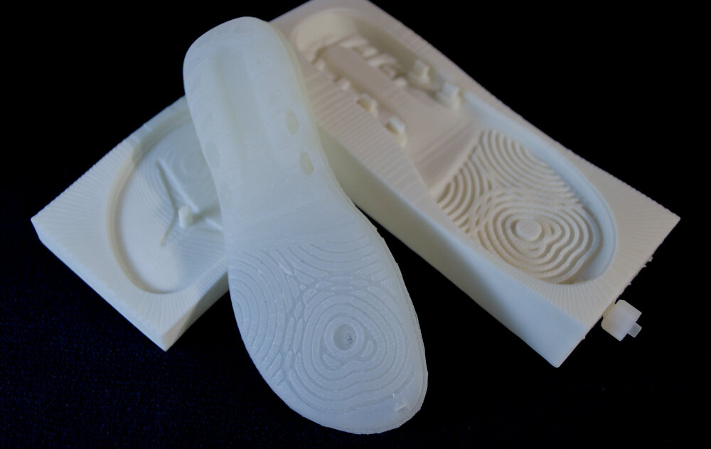 Custom footwear and orthotics produced by Structur3d's Inj3ctor platform. Image via Structur3d.
