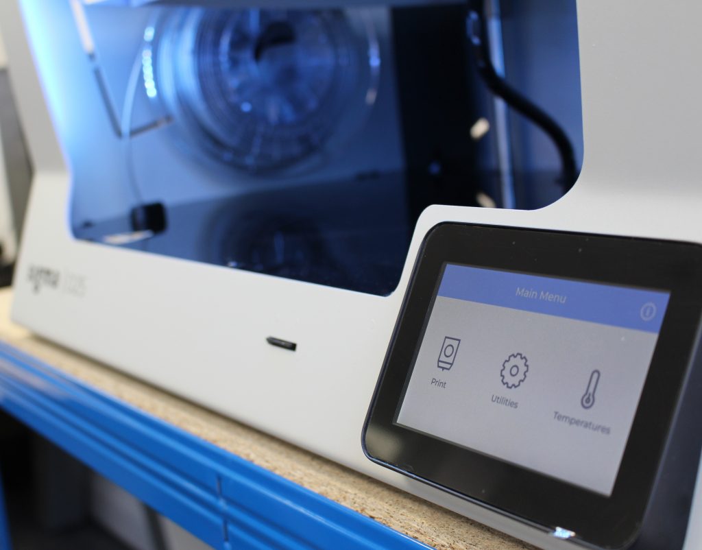 The 5” touchscreen of the D25. Photo by 3D Printing Industry.