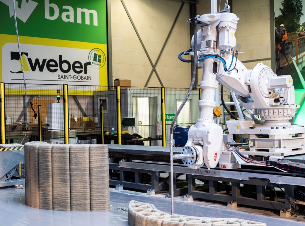 Weber Beamix's concrete 3D printing factory. Photo via Weber Beamix. 