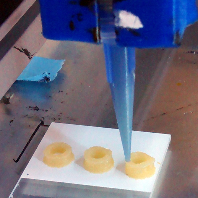 3D printing of bioinspired composites. Photo via Northwestern University.