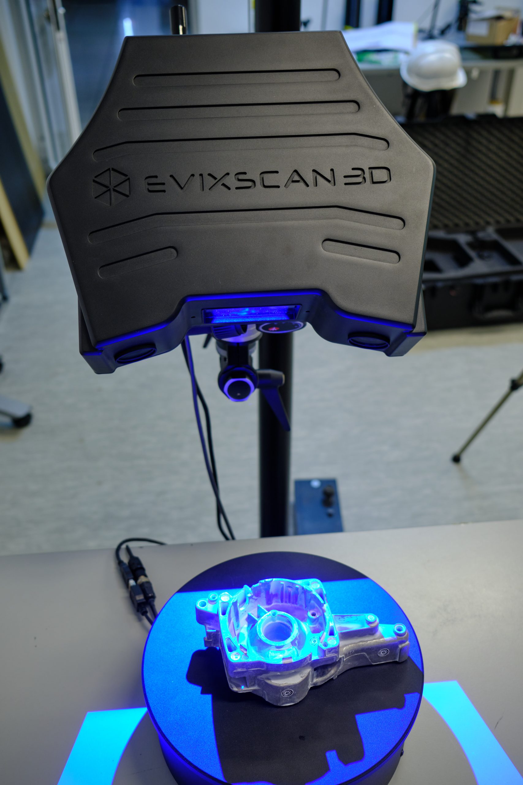 Le scanner EviXscan 3D Optima+ M.  Photo via Evatronix.