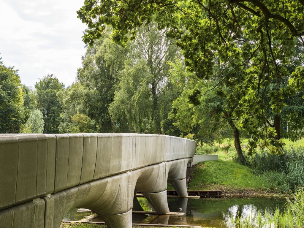 The 29 meter 3D printed bridge.  Photo via Municipality of Nijmegen/Michiel van der Kley.