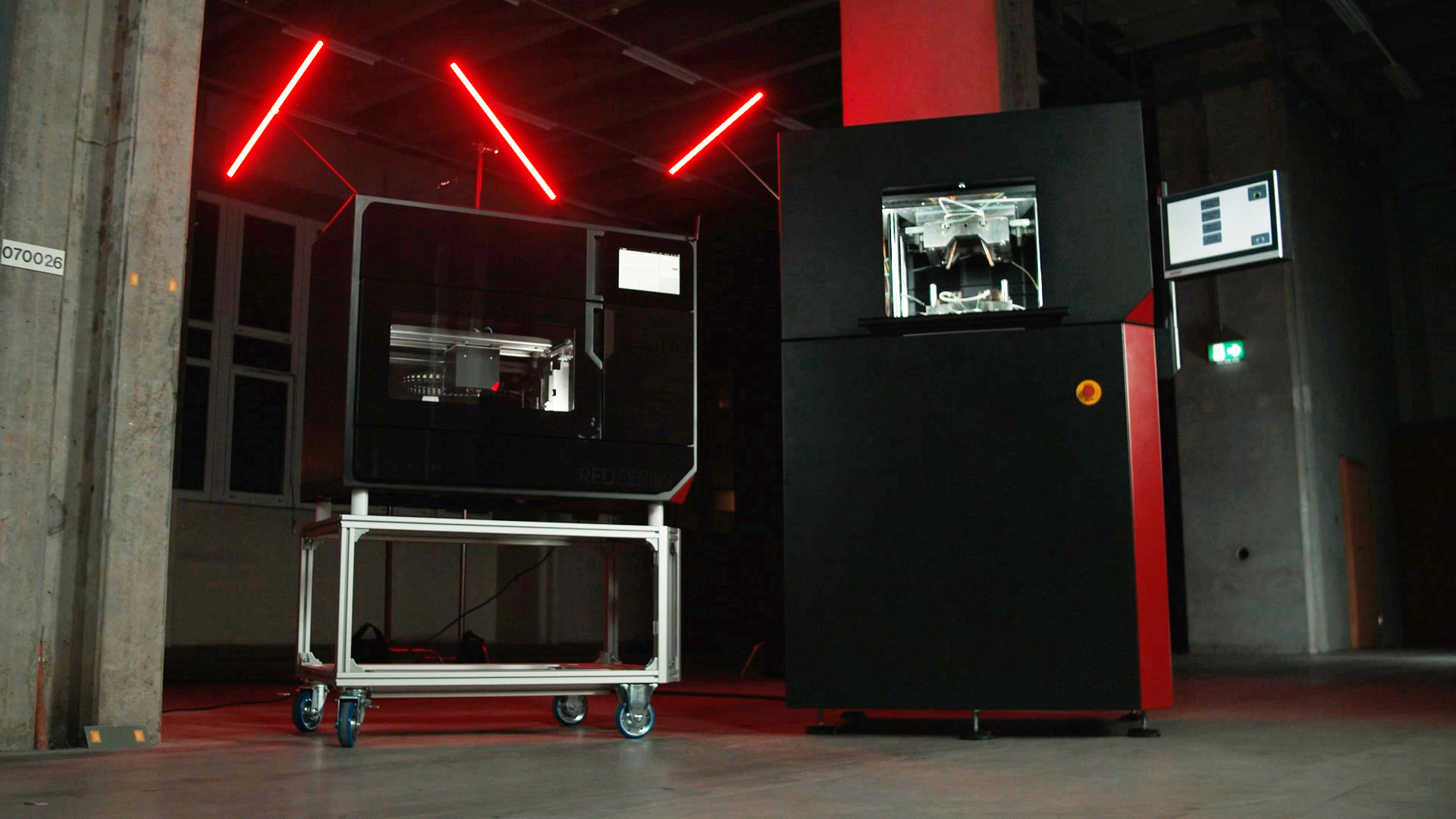 The 9T Labs Red Series Build Module (left) and Fusion Module (right). Photo via 9T Labs.