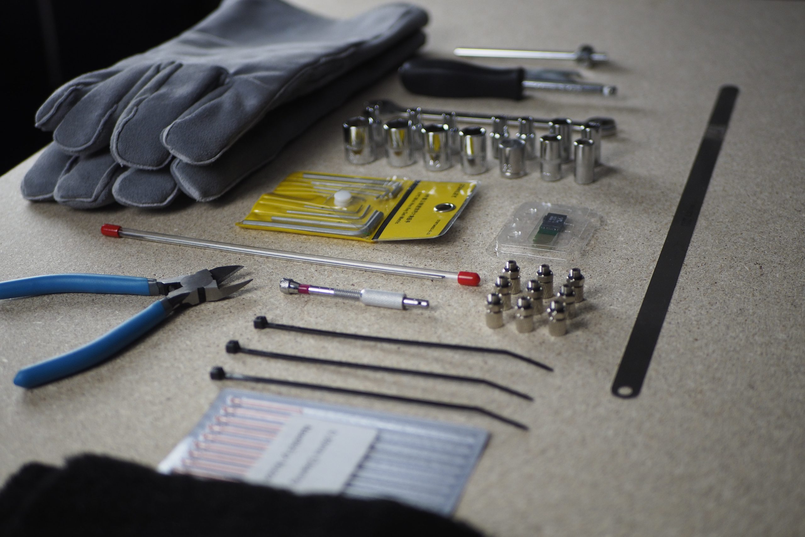 The build chamber and toolkit of the FUNMAT PRO 410. Photos by 3D Printing Industry.
