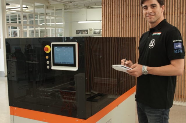 A DesignPoint engineer using a BigRep STUDIO 3D printer. 
