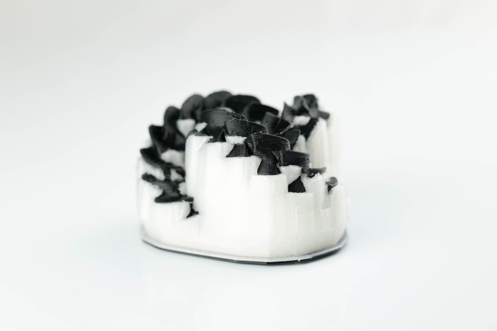 helical bevel gear, triple gear, turbine. Photos by 3D Printing Industry.