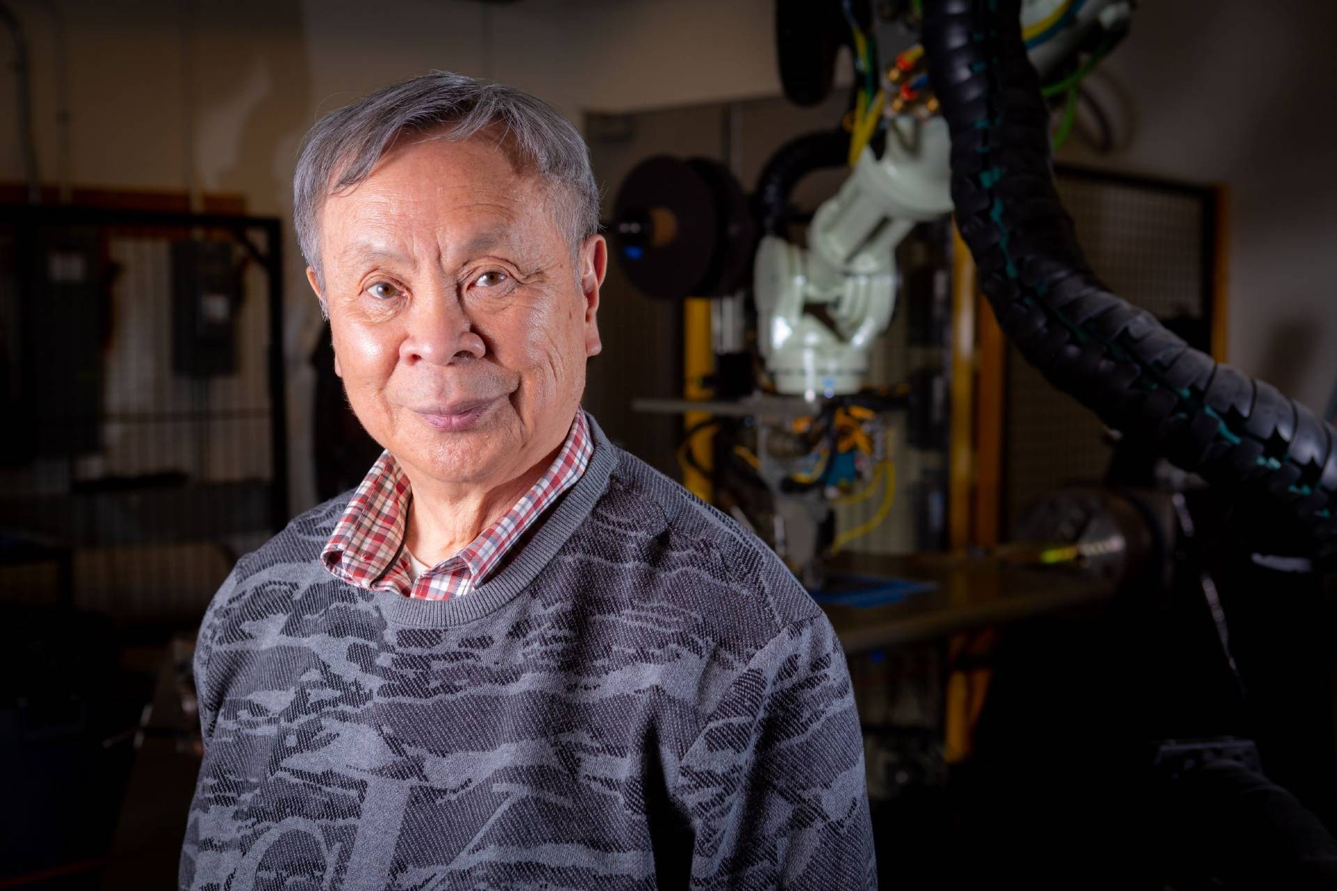 Suong Hoa, directeur du Centre Concordia pour les composites.  Photo via l'Université Concordia.
