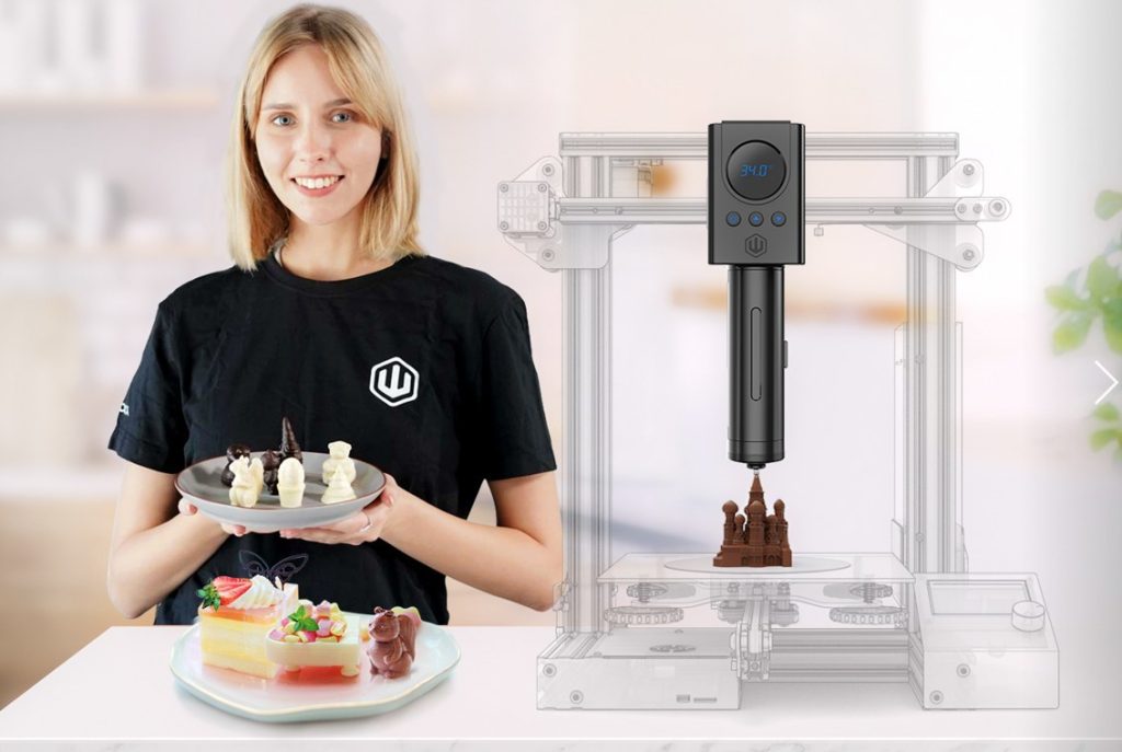 The LuckyBot food 3D printing extruder. Photo via Wiiboox.