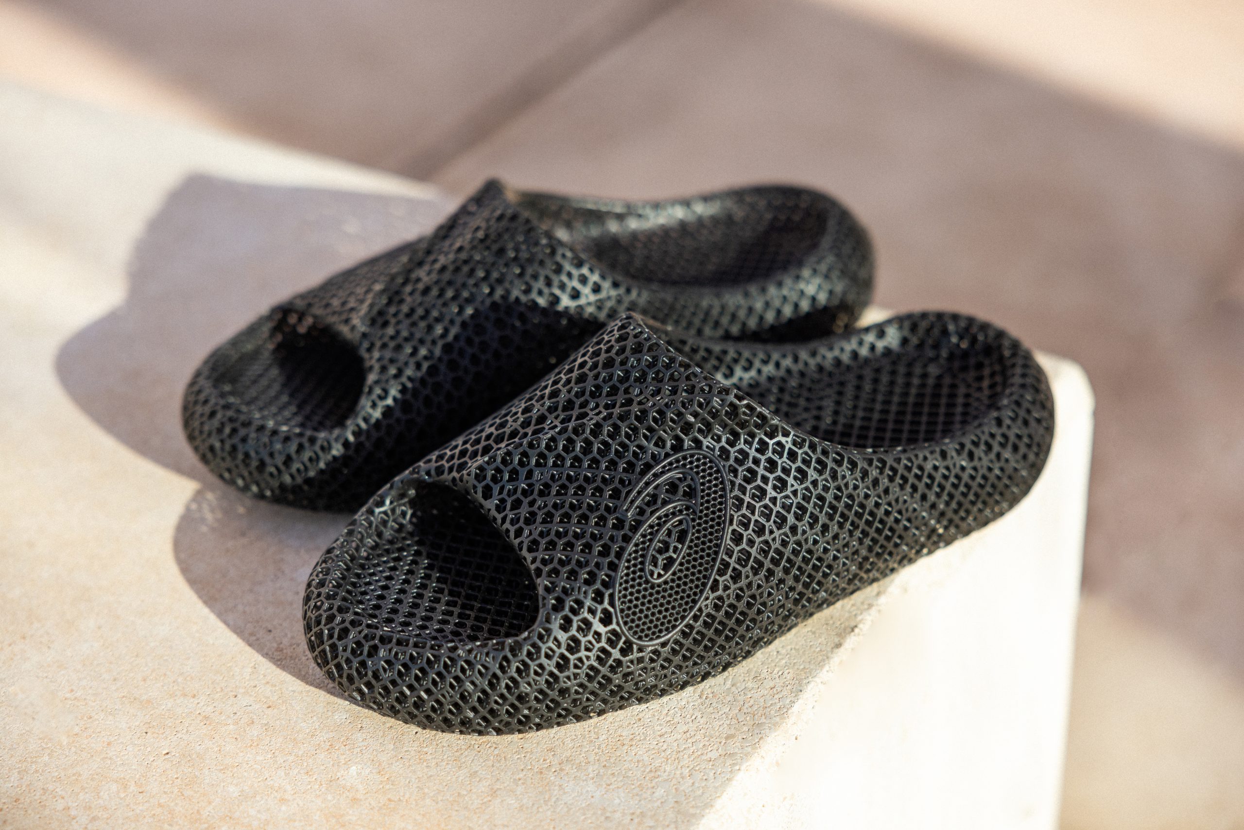 ASICS makes 3D printed footwear debut with new ACTIBREEZE 3D SANDAL - 3D  Printing Industry