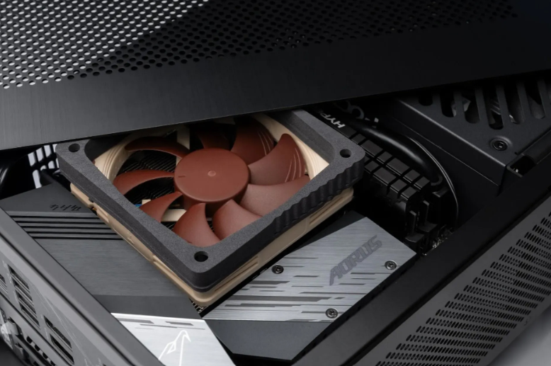 3D printed fan duct by Noctua. Image via Prusa Research.
